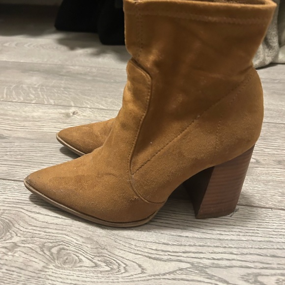 Women's Steve Madden Tan Suede Boots - Picture 5 of 5